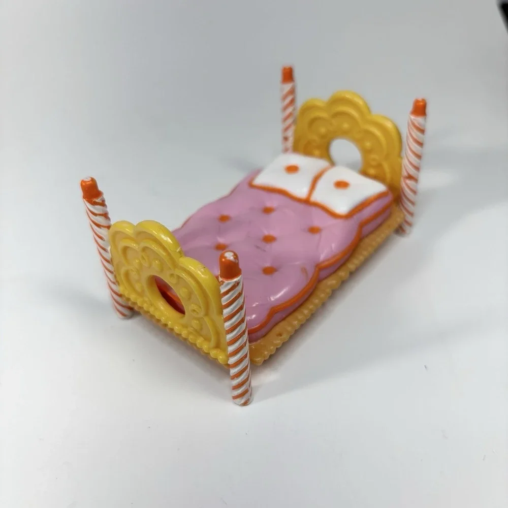 Mini‎ Lalaloopsy Bed Pink White Pillows